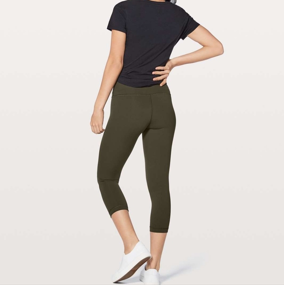 Lululemon Wunder Under Crop (Hi-Rise) *Full-On Luxtreme 21" Dark Olive Size 8 - Picture 2 of 9